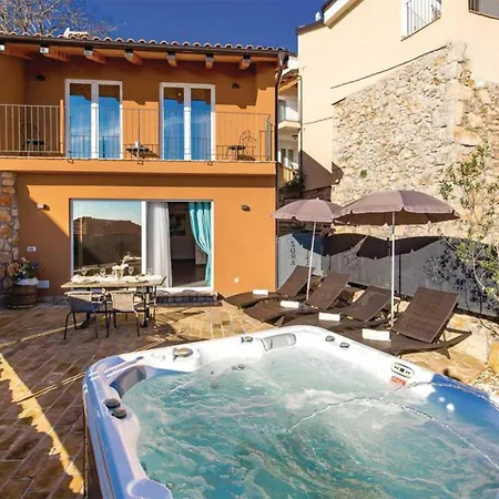 Awesome In Casa vacanze Mošćenička Draga