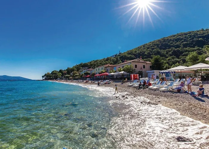 Feriehus Awesome In Mošćenička Draga