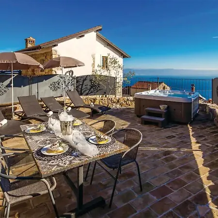 2 Bedroom Amazing In *